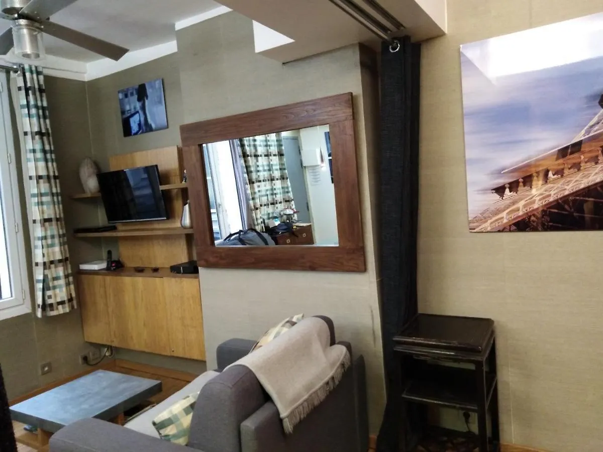 Paris Interiors Rentals - Le Marais Louvre - Notre Dame 0*,  France